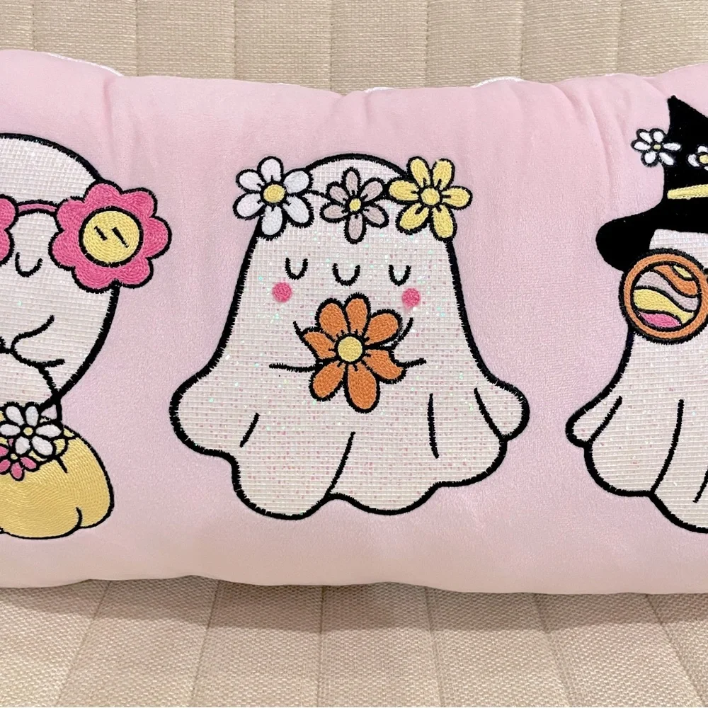 Pink Retro Ghost Floral Halloween Lumbar Pillow Glitter Embroidered Plush‎ Decor